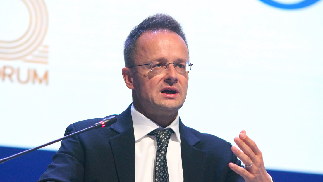 Hungría exige dejar de financiar a Zelenski en medio del gran escándalo de corrupción en Ucrania