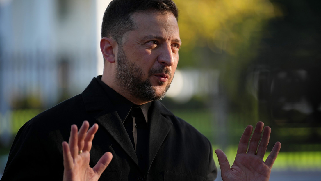 La torpe forma con la que la 'mano derecha' de Zelenski trata de separarle del escándalo de megacorrupción