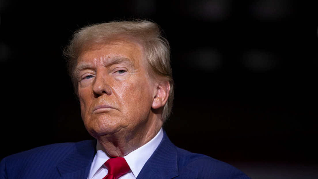 Trump sobre una posible operación terrestre contra Venezuela: "No descarto nada"