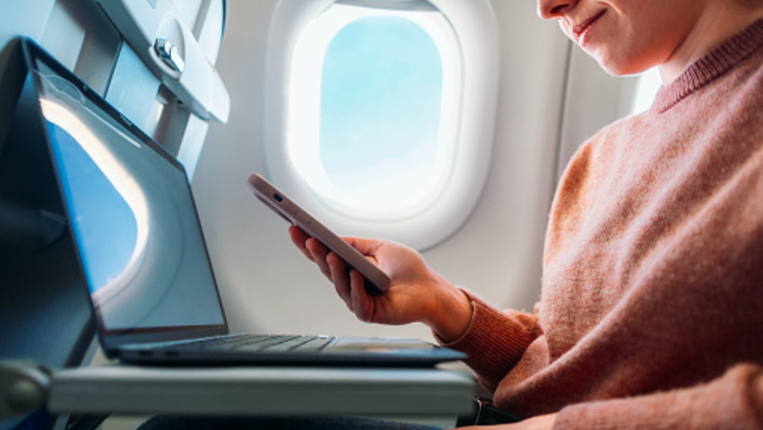 Esta aerolínea internacional implementará wifi ultrarrápido gratis en toda su flota