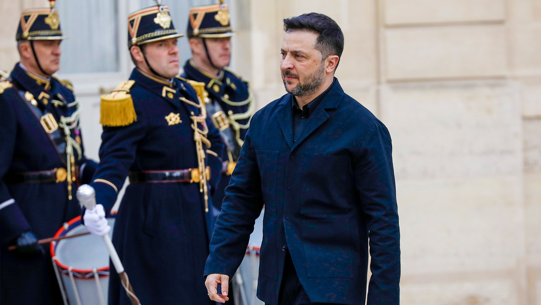 Ministra de Defensa de Francia confunde a Zelenski con un caricaturista asesinado