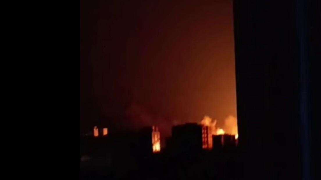 Fuertes explosiones en Ucrania en medio de alertas de ataques aéreos (VIDEOS)