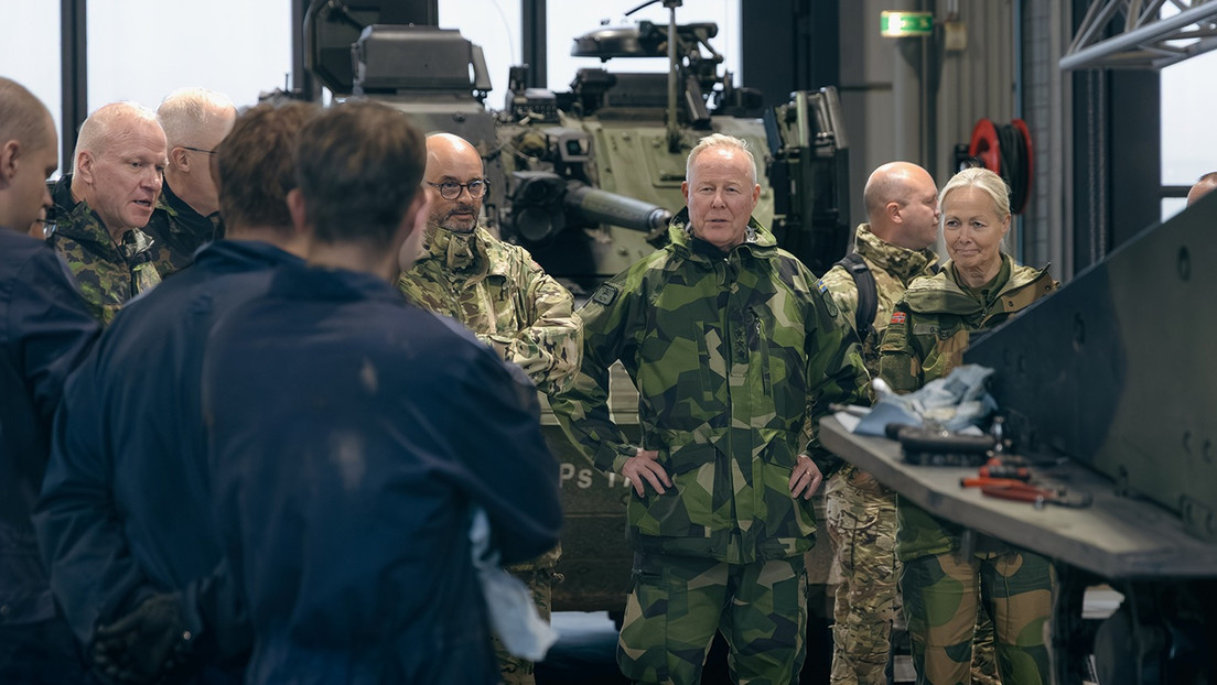 Suecia quiere comprar misiles capaces de alcanzar objetivos en Rusia