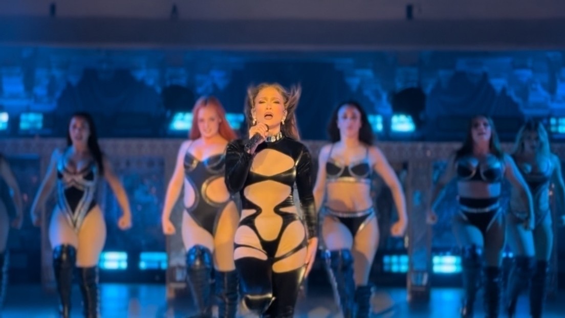 VIDEO: Espectáculo electrizante de Jennifer López genera reacciones divididas en la India