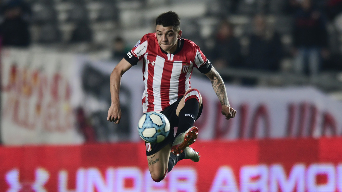 Futbolista se desmaya al escuchar sentencia por abuso sexual