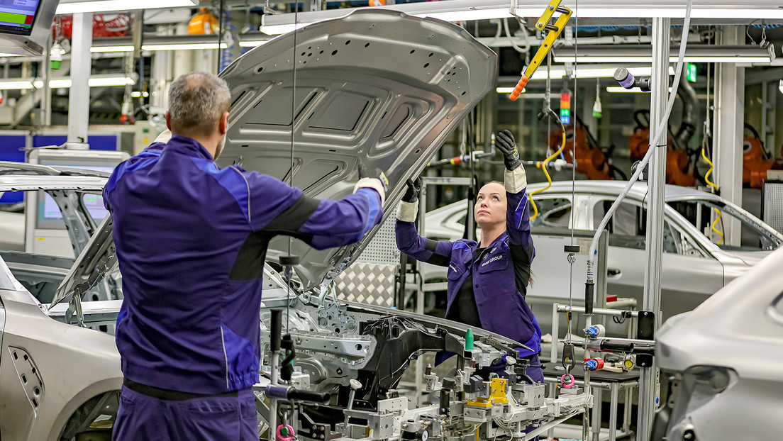 Putin: "La industria automotriz europea está en declive"