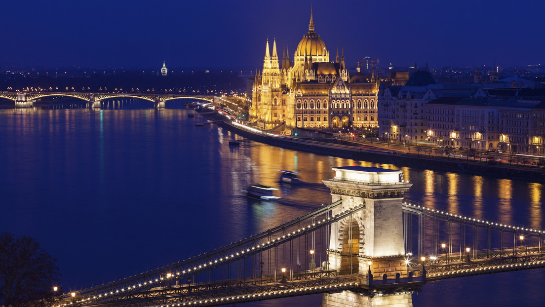 Putin a Orbán: "Estaré feliz de elegir Budapest como sede de las conversaciones con EE.UU. sobre Ucrania"