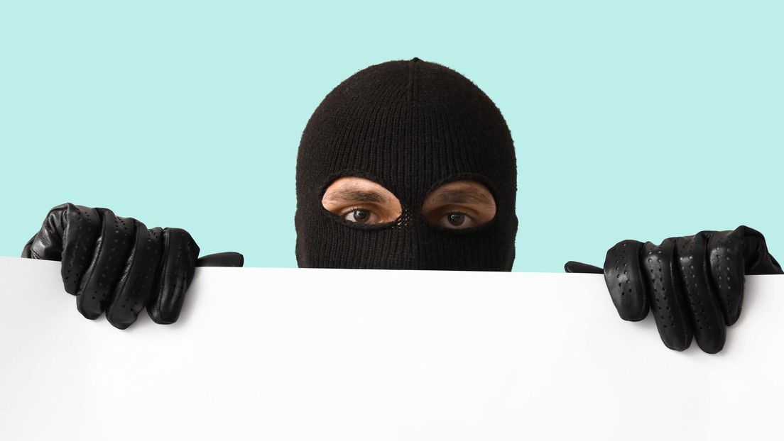 Ladrón se burla de su víctima con una nota: "No hay dinero, ¿para qué tantas cámaras?"