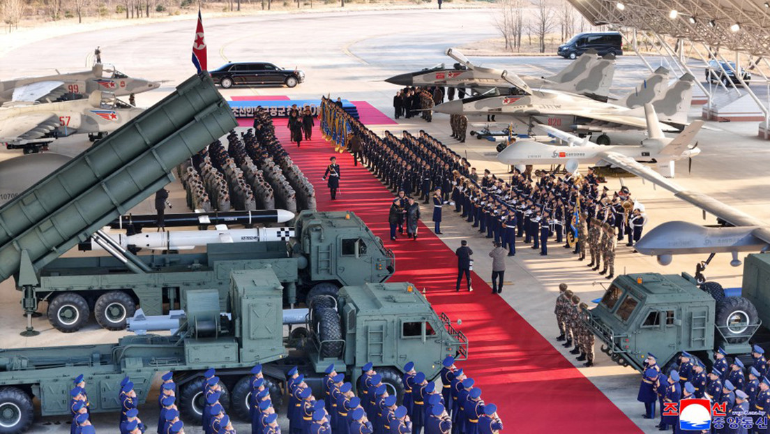 Kim Jong-un: La Fuerza Aérea del Ejército Popular recibirá nuevos medios estratégicos
