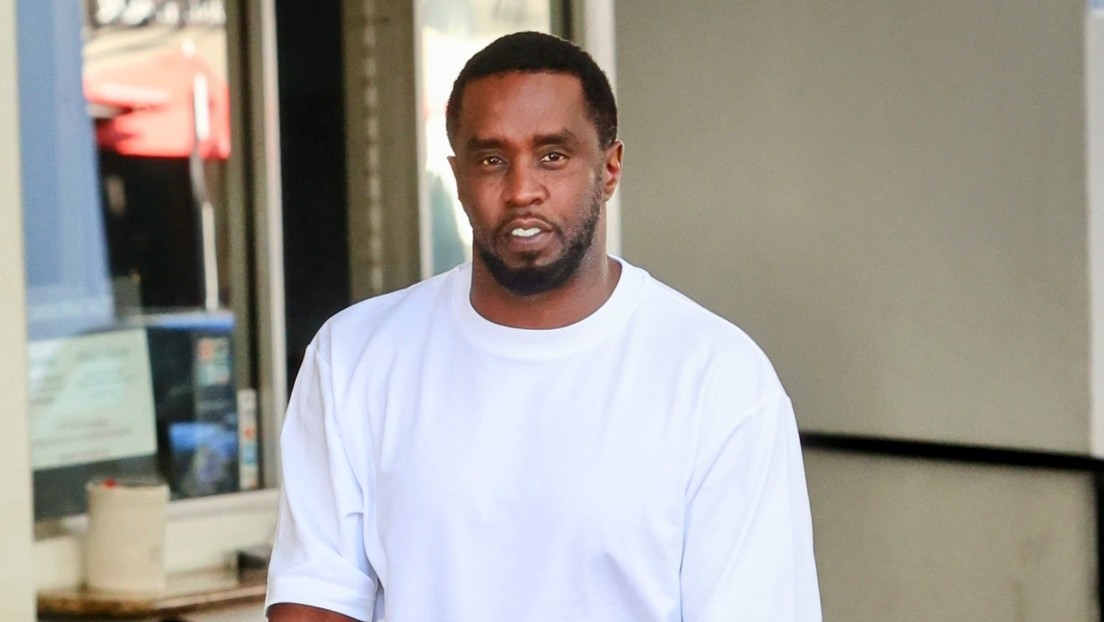 P. Diddy intenta ganarse el favor de la prisión con una cena masiva de Acción de Gracias