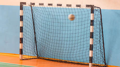 Niño de 8 años muere por caída de un arco en Argentina: un riesgo ignorado que se repite