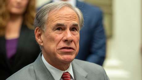 Gobernador de Texas amenaza a los neoyorquinos con un 'garrote arancelario' un día antes de que elijan a su alcalde