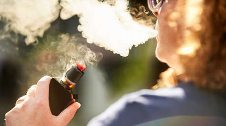 Putin apoya que se prohíba la venta de 'vape' (VIDEO)