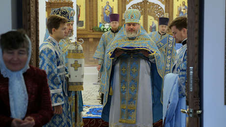 Fuerzas ucranianas matan a un clérigo, su esposa y una familia de feligreses en un ataque con drones