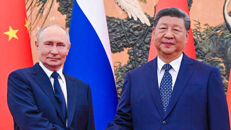 Putin prevé una "explosión positiva" en el desarrollo de las relaciones entre Rusia y China