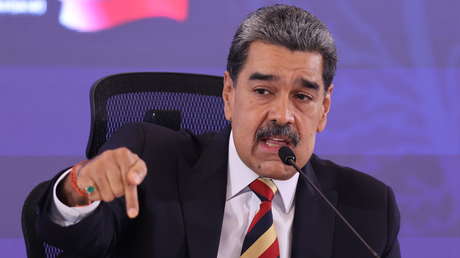 Maduro: "Allá el norte imperialista, con sus palabras y sus amenazas"