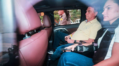 La esposa de Bolsonaro cita un pasaje de la Biblia tras el arresto de su marido