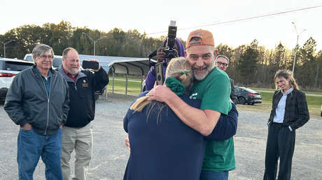 Hombre es liberado bajo fianza tras décadas condenado a muerte