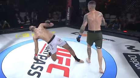 IMPACTANTE VIDEO: Infernal nocáut deja a un luchador cayendo 'en cámara lenta'