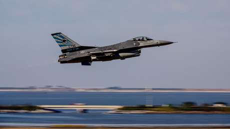 Un F-16 intercepta una aeronave que se acercó a la residencia de Trump en Florida