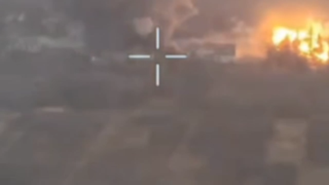 VIDEO: Bombas rusas hacen polvo un punto de despliegue ucraniano en la provincia de Sumy