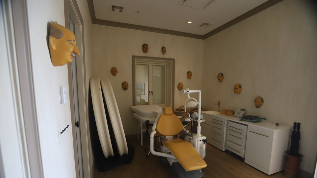 Publican fotos y videos nunca vistos de la isla privada de Epstein