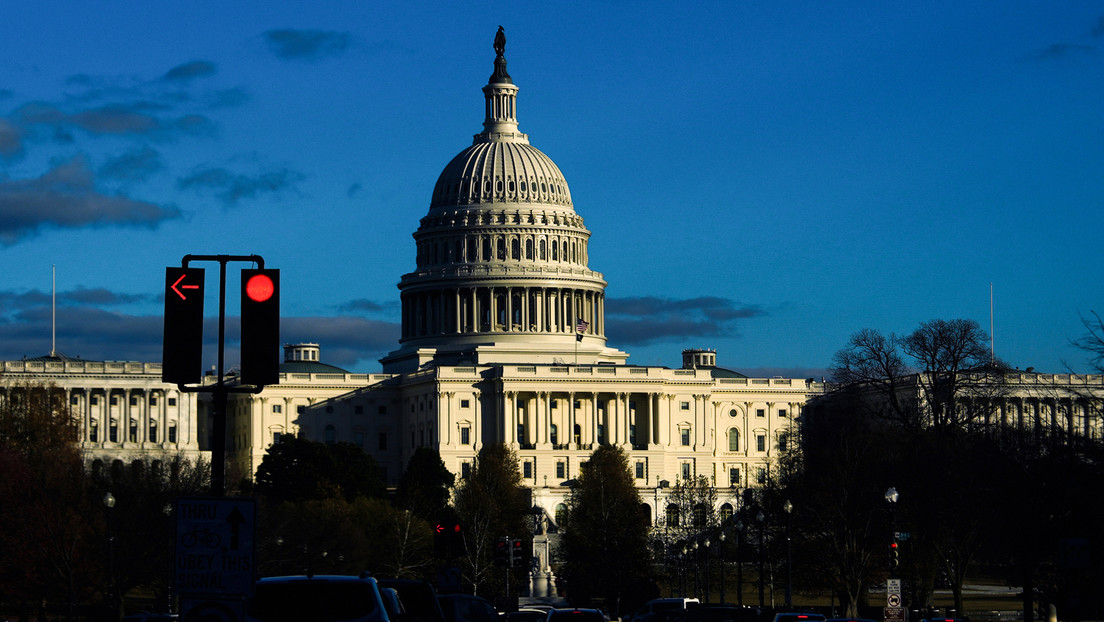 Presentan en el Senado de EE.UU. una resolución para evitar el uso de las FF.AA. contra Venezuela
