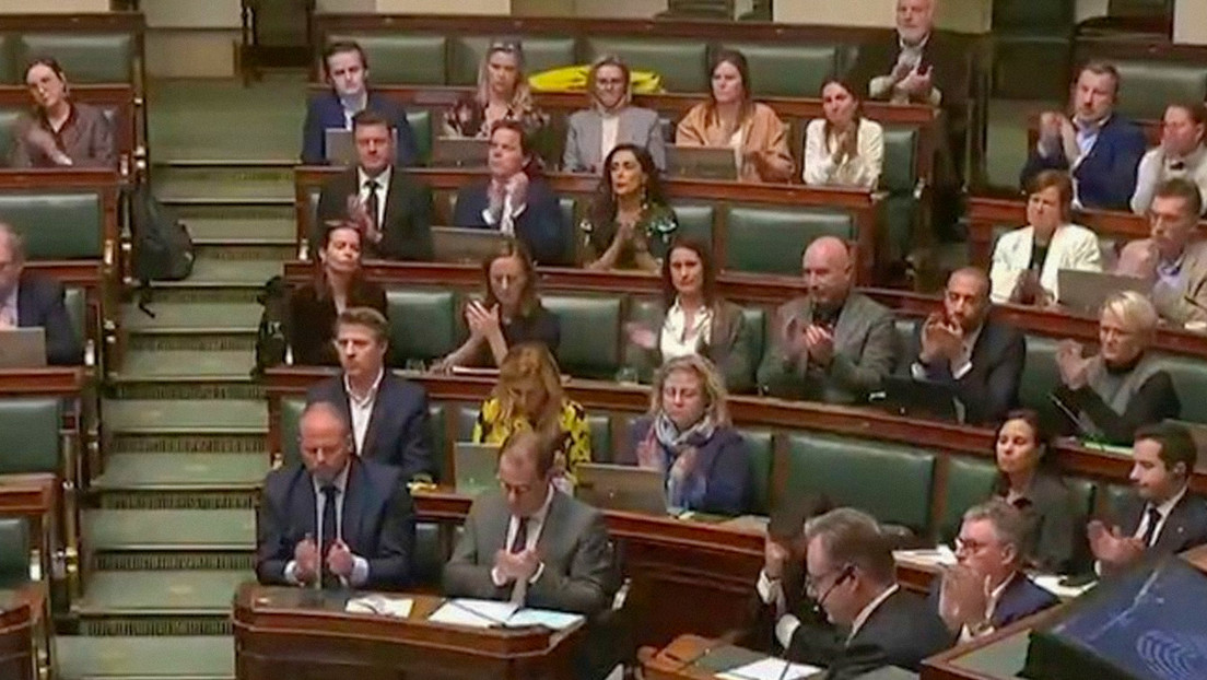 Parlamento belga aplaude discurso de su primer ministro donde se niega a entregar los activos rusos (VIDEO)