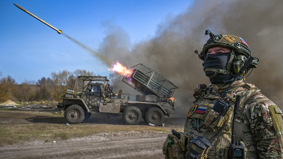 Rusia lanza oleada de ataques masivos contra objetivos industriales, militares y logísticos de Ucrania