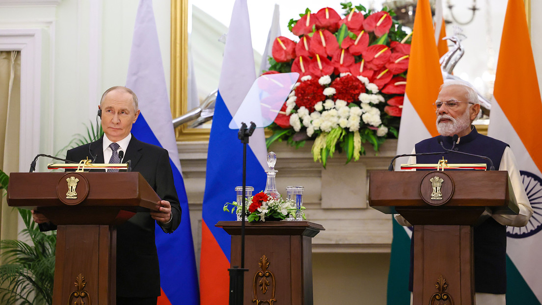 Putin y Modi firman varios documentos y acuerdos bilaterales