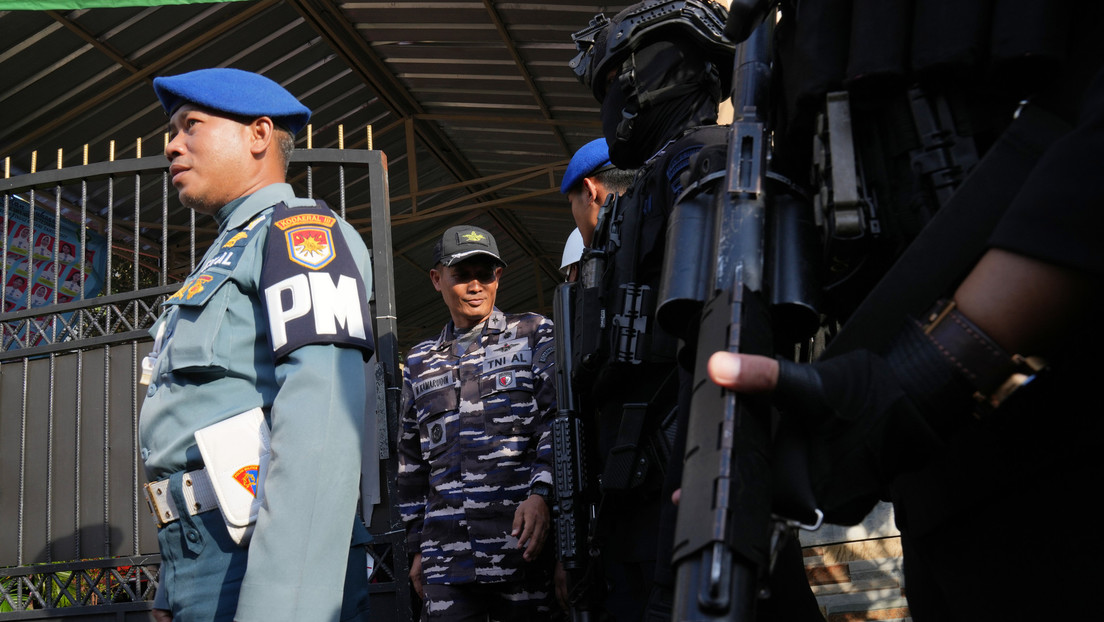 Turba mata al violador de una niña discapacitada y arrastra su cadáver con una moto (VIDEO)