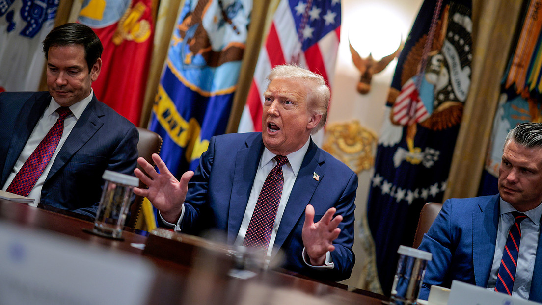 WSJ: La nueva estrategia de seguridad de EE.UU. "cayó como balde de agua fría" sobre Europa