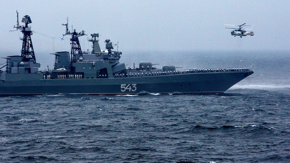 Un destacamento de la Flota rusa del Pacífico entra en el mar Rojo