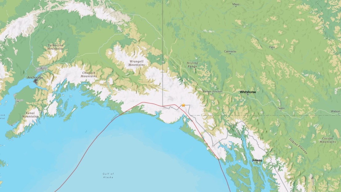 Potente sismo de magnitud 7,0 sacude Alaska