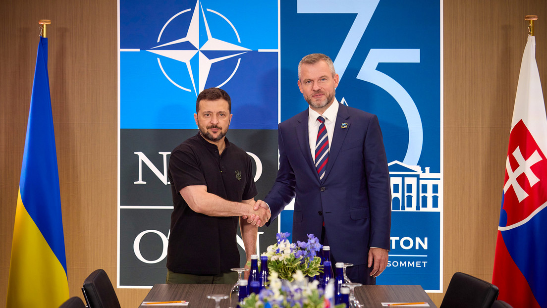 Incluyen al presidente de un país de la OTAN en la 'lista negra' de sitio extremista ucraniano