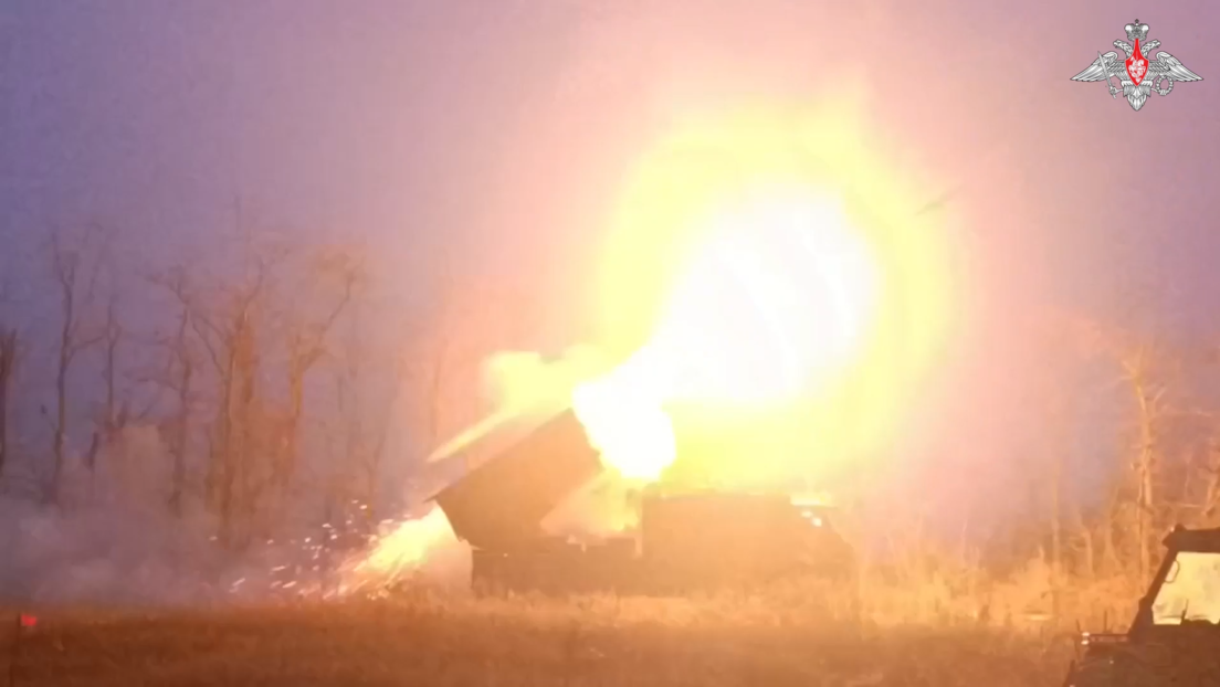 VIDEO: Minas remotas rusas impiden el movimiento de las tropas ucranianas