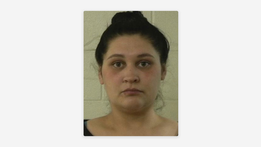 Una mujer recauda fondos para el funeral de su hijo y acaba detenida por su asesinato