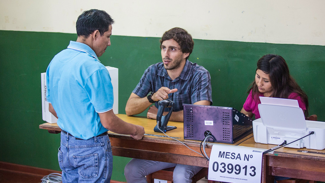 Partido peruano escogerá a su candidato presidencial lanzando una moneda