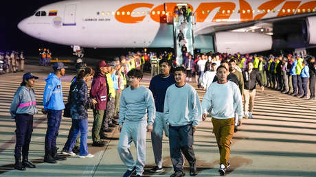 EE.UU. pide autorización a Venezuela para reanudar vuelos de repatriación