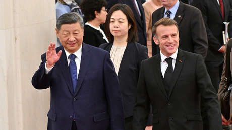 Xi insta a Francia a "mantenerse firmemente en el lado correcto de la historia"