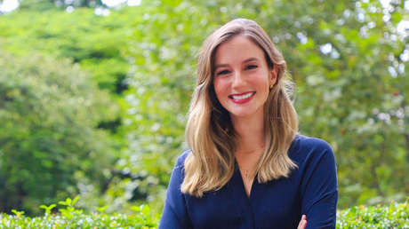 Ingeniera y bailarina: la brasileña de 29 años que se convirtió en la multimillonaria más joven del mundo