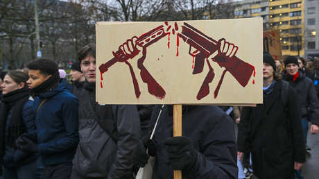 "No quieren morir en la guerra": miles de jóvenes llenan calles de Alemania  en contra de la nueva ley de servicio militar (VIDEOS)