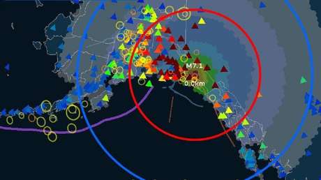 Potente sismo de magnitud 7,0 sacude Alaska