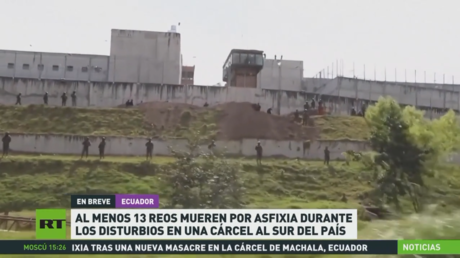 Al menos 13 reos mueren por asfixia durante disturbios en una cárcel de Ecuador