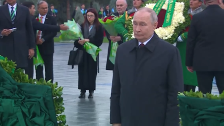 VIDEO: Putin, Erdogan y otros líderes participan en una solemne ceremonia en Turkmenistán