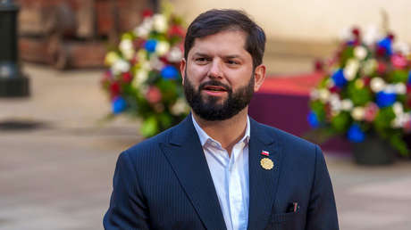 Boric llama a José Antonio Kast para felicitarlo por su "triunfo claro"