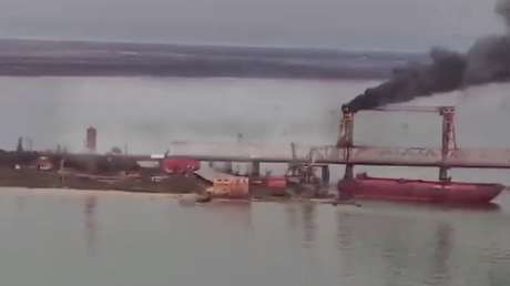 Golpe a la infraestructura: publican video de ataque coordinado contra un importante puente en Ucrania