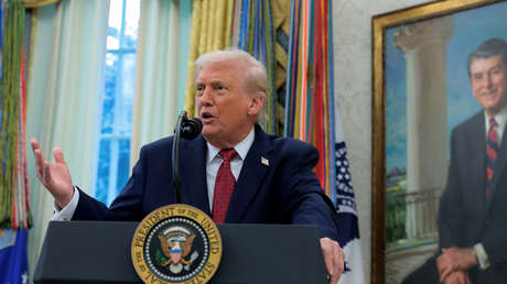 Trump: "Venezuela está completamente rodeada por la Armada más grande jamás reunida en la historia de Sudamérica"