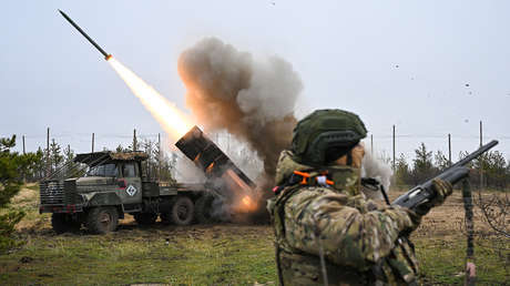 Putin: "El Ejército ruso mantiene firmemente la iniciativa estratégica en toda la línea del frente"