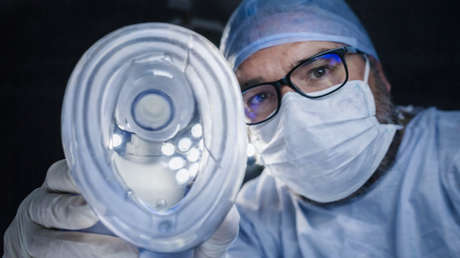 Condenan a un 'Doctor Muerte' por envenenar a 30 pacientes